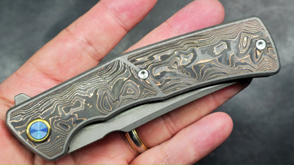 Sixleaf Hero SL-30-Sand Titanium CF M390 (NEW)