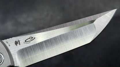 North Mountain Blade LEE WILLIAMS KICKSTOP Grid Titanium ZDP189 (NEW)
