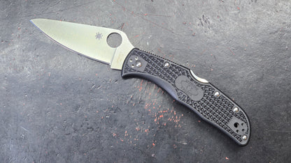 Spyderco Endela Lock Back Black FRN VG-10 (NEW)