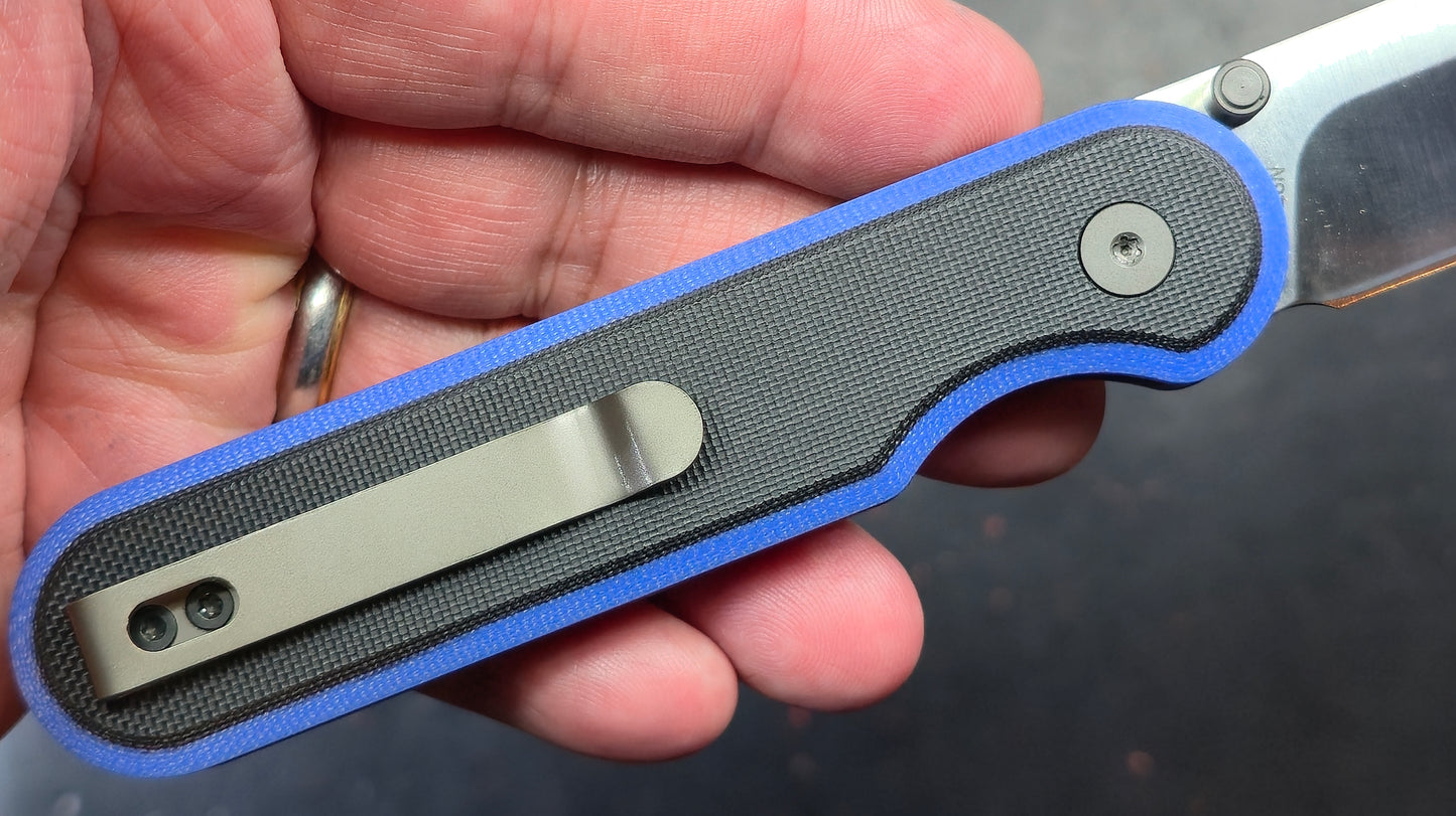 FINTISO Parrot Black/Blue G10 3" 14C28N (NEW)