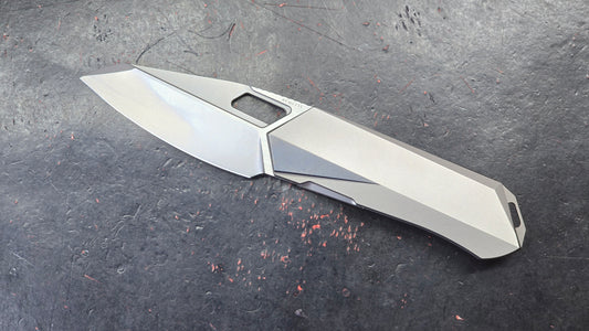 Remette Woodpecker Folding Knife Gray Titanium Handle M390 (NEW)
