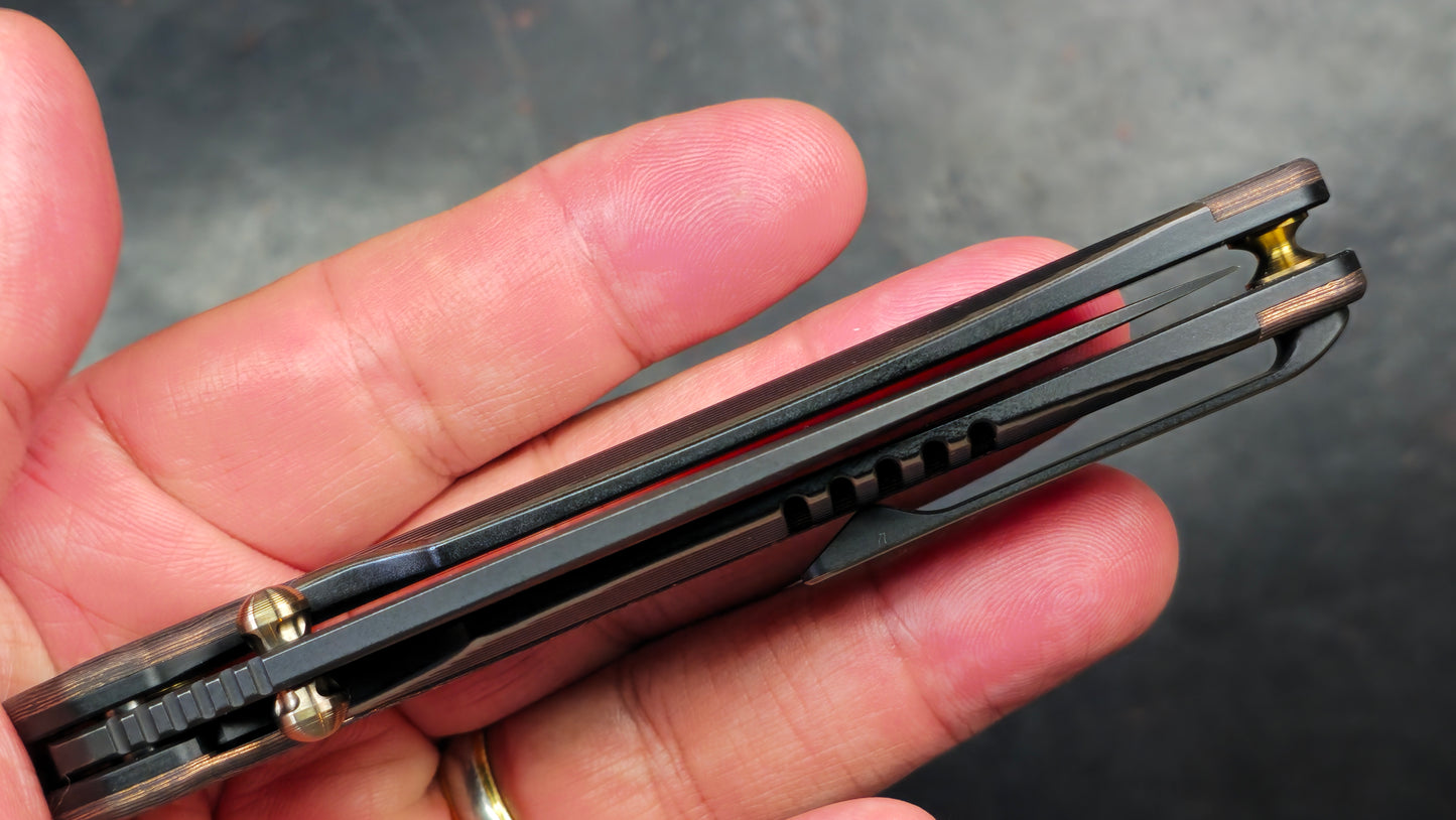 WE Zenthra Bronze/Black Titanium/Copper Foil Carbon Fiber Handle M390 (NEW)