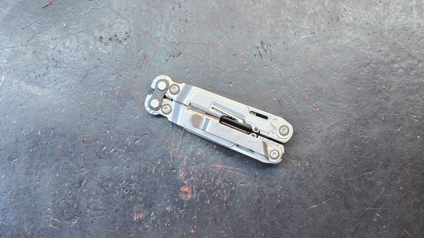 SOG PowerPint MultiTool 18-in-1 Tool Bead Blast Finish (NEW)