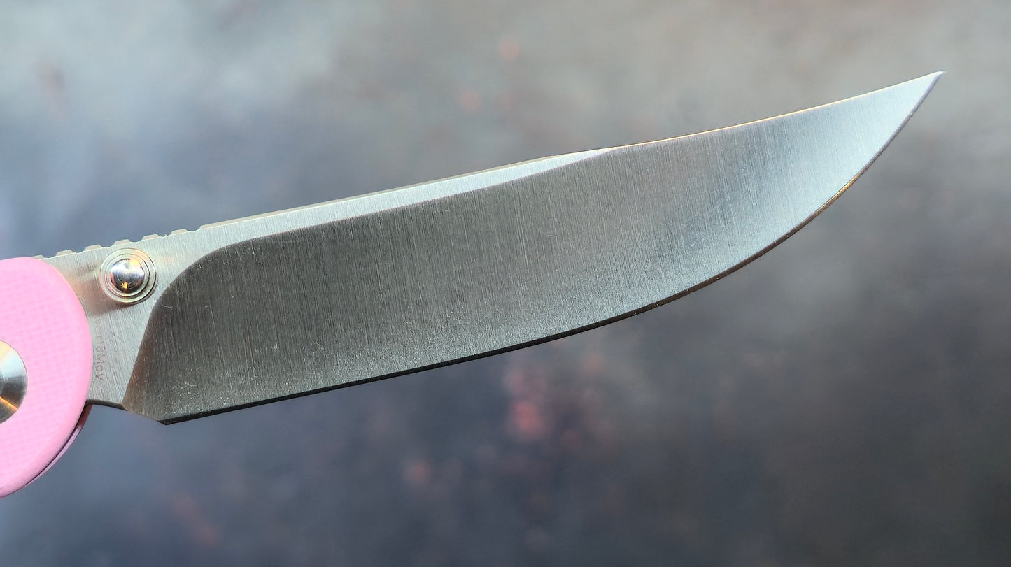 Sencut Skelfin Powder Pink G10 Handle 9Cr18MoV (NEW)