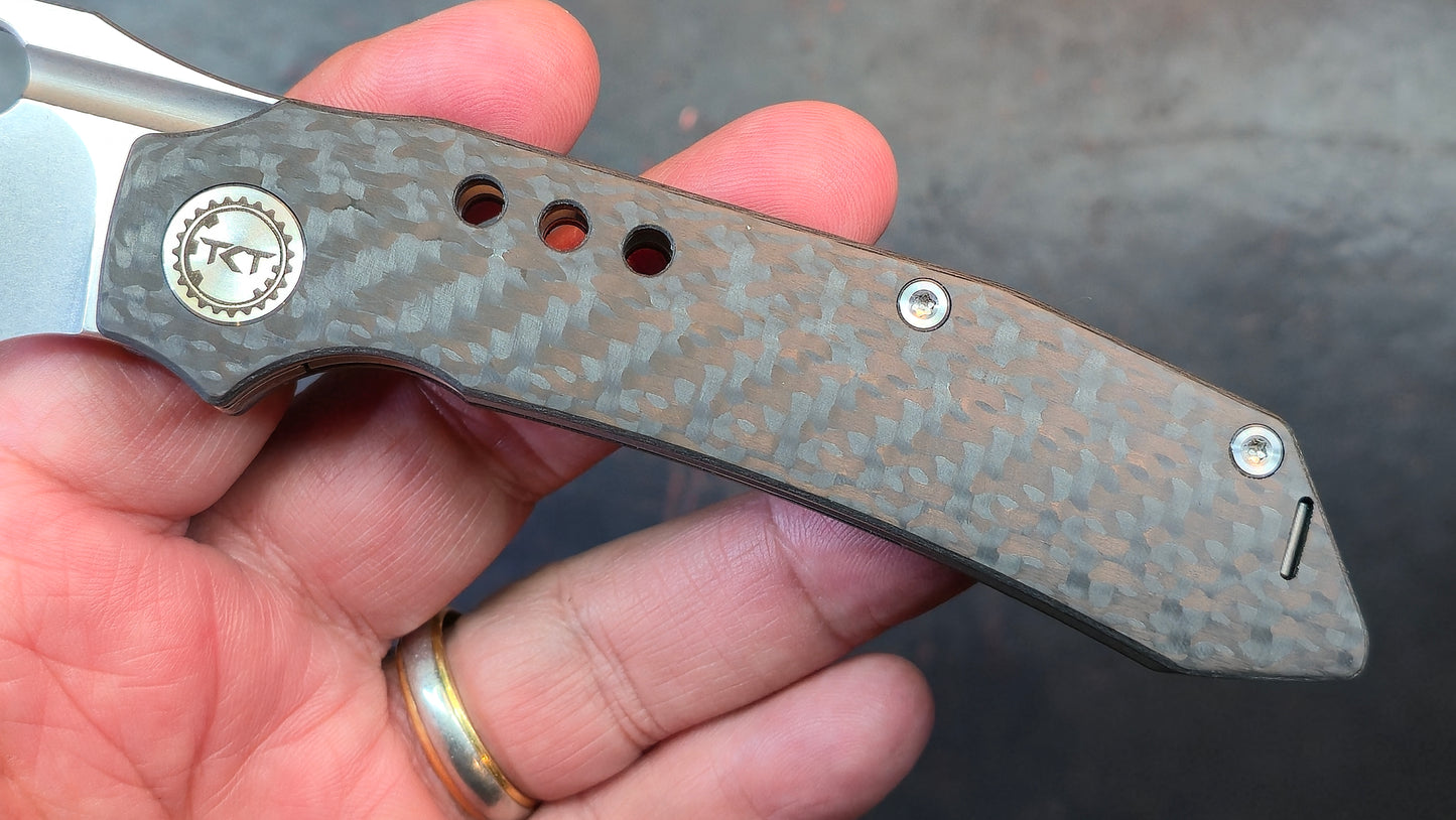 TwoSun TS582-M390-CF Folding Knife M390 (NEW)