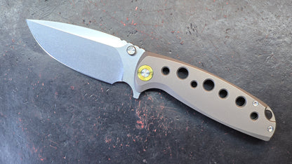 TwoSun TS590 Gray Titanium Handle Stonewash 14C28N (NEW)