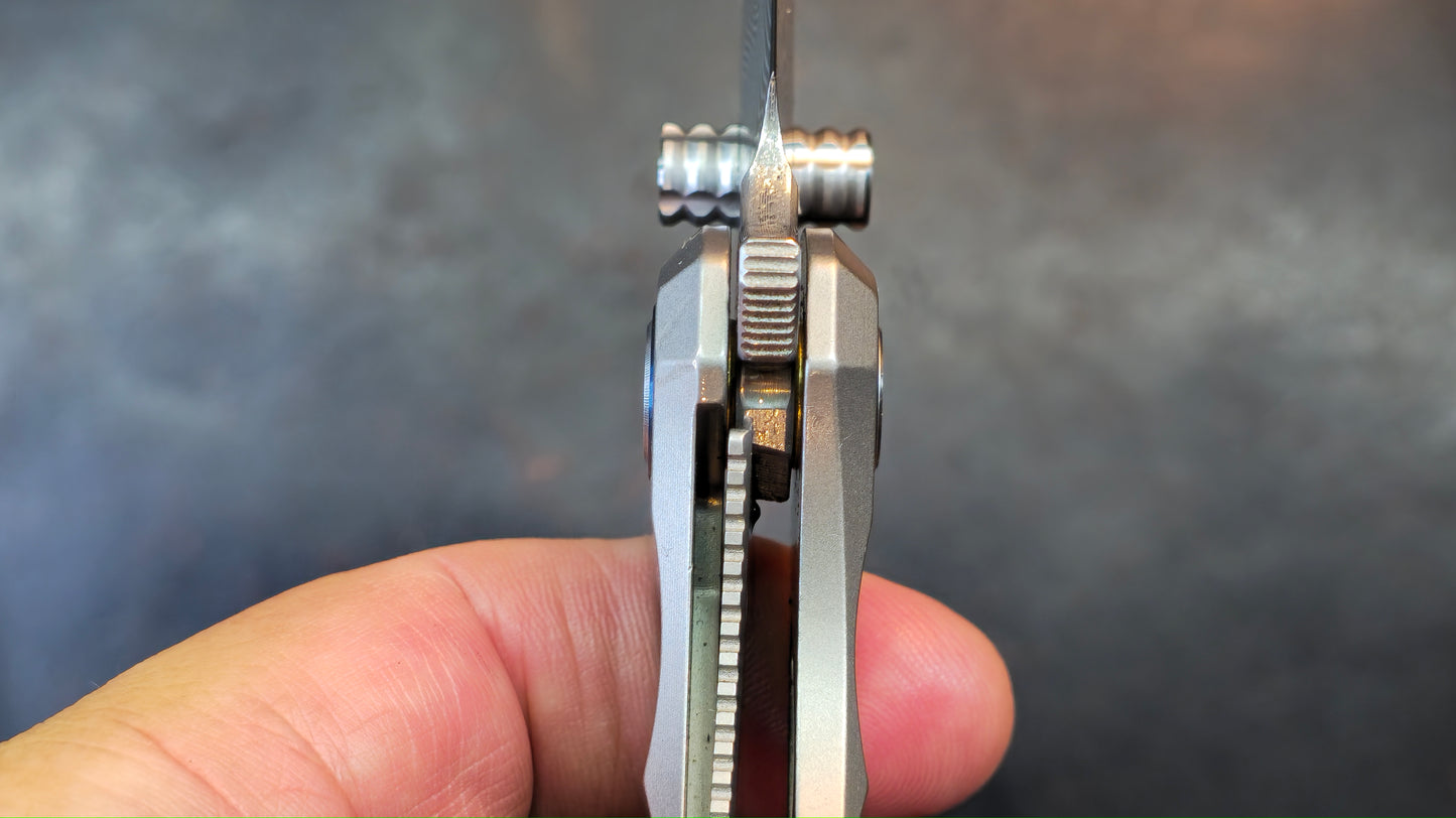 Sixleaf SL-81 Titanium RWL34+PMC27 (NEW)