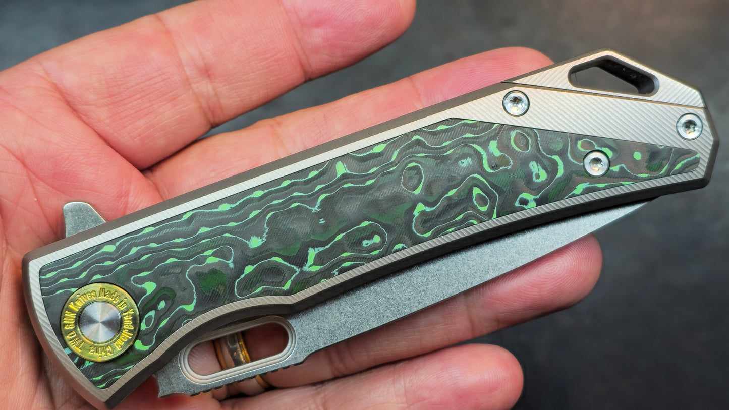 TWOSUN TS502 Titanium Handle with Carbon Fiber Inlay M390 Blade (NEW)