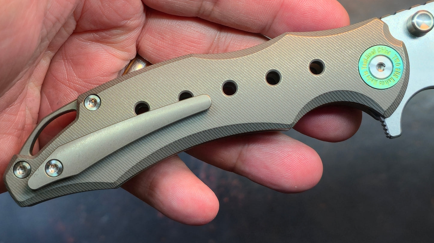 TWOSUN TS589  Titanium Handle K110 Blade (NEW)