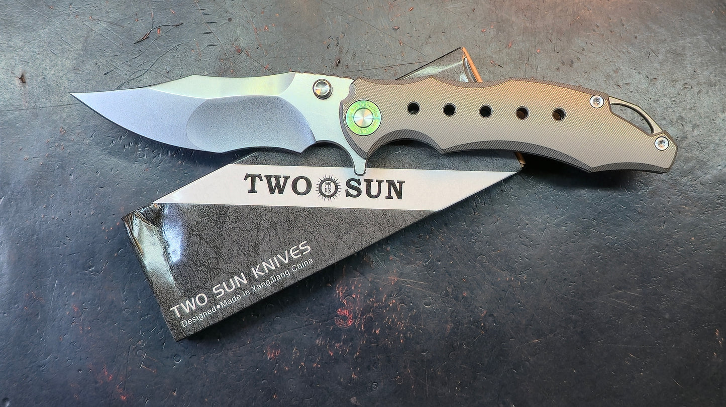 TWOSUN TS589  Titanium Handle K110 Blade (NEW)