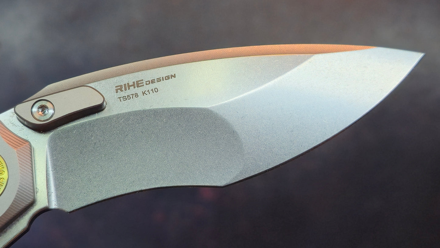 TwoSun TS578 Titanium/Carbon Fiber Handle K110 Plain Edge  (NEW)