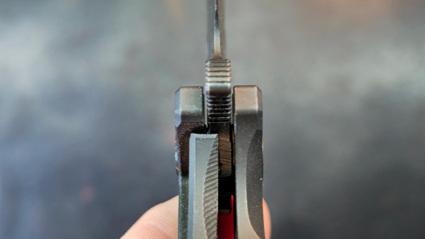 Kubey Atlas Folding Knife Black Titanium Handle S35VN