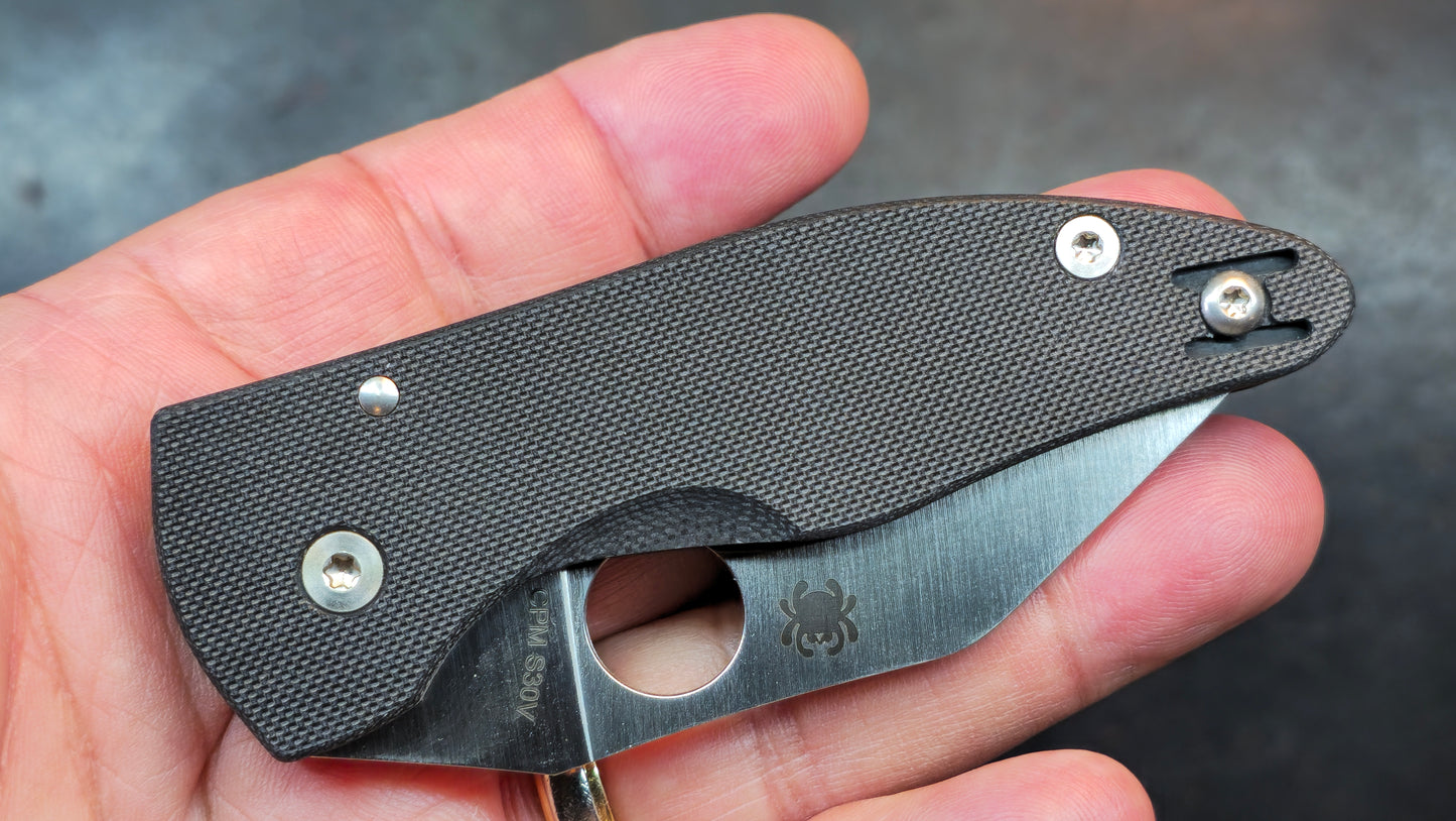 Spyderco Microjimbo Pocket Knife Black G10 Handle CPM-S30V
