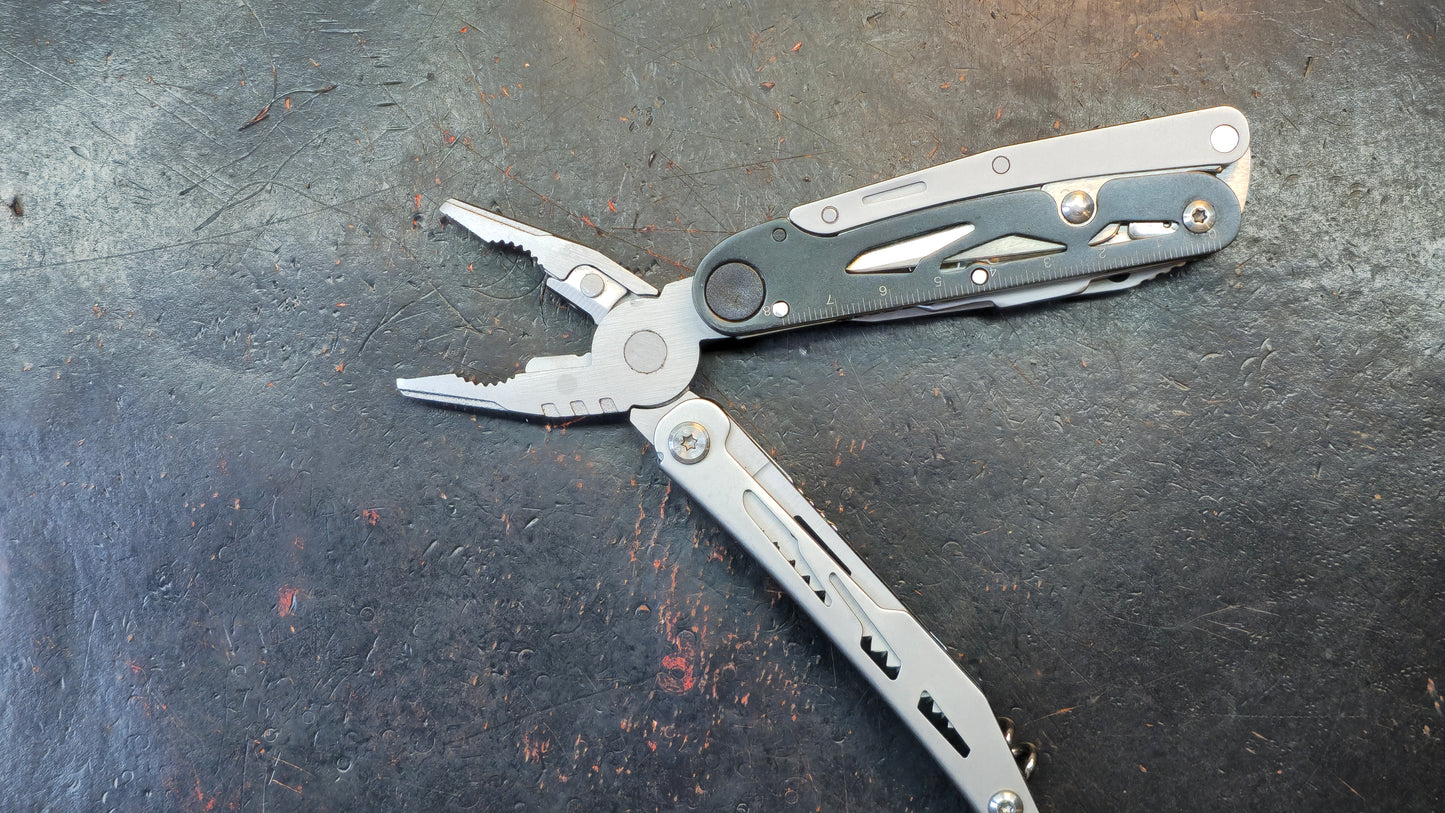 Ganzo G304 Full-sized Multitool, 21-in-1 Stainless Steel Pocket Knife with Screwdriver, Pliers with Sheath