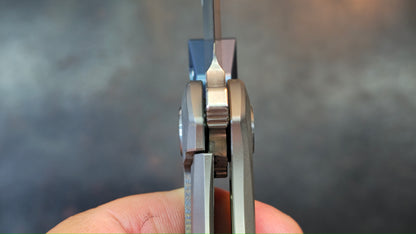 YANGGE YG004-Sand titanium alloy handle M390 Blade