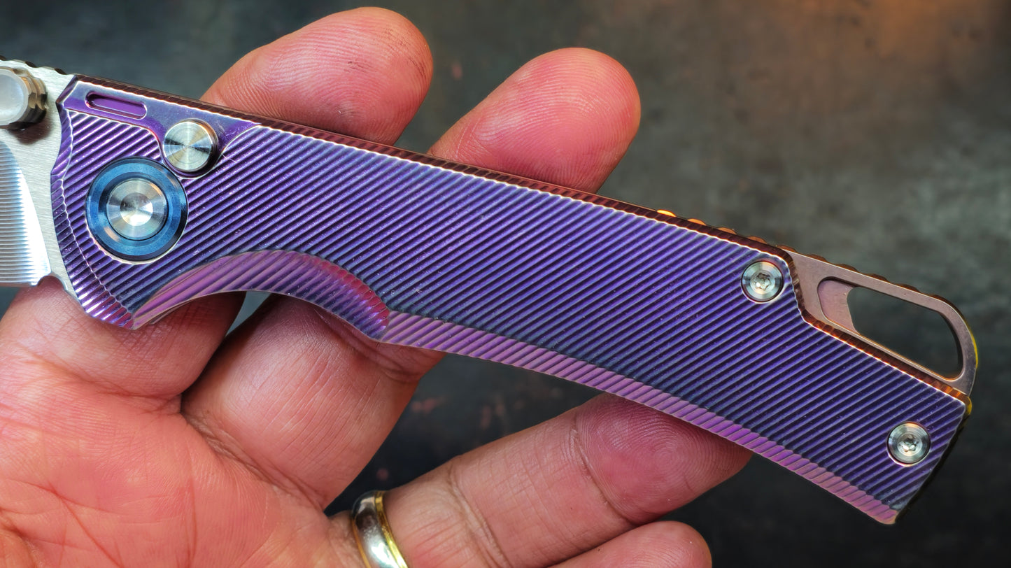 YJGDCN YJ2526 RIHE Design Button lock Titanium Handle M390 Blade