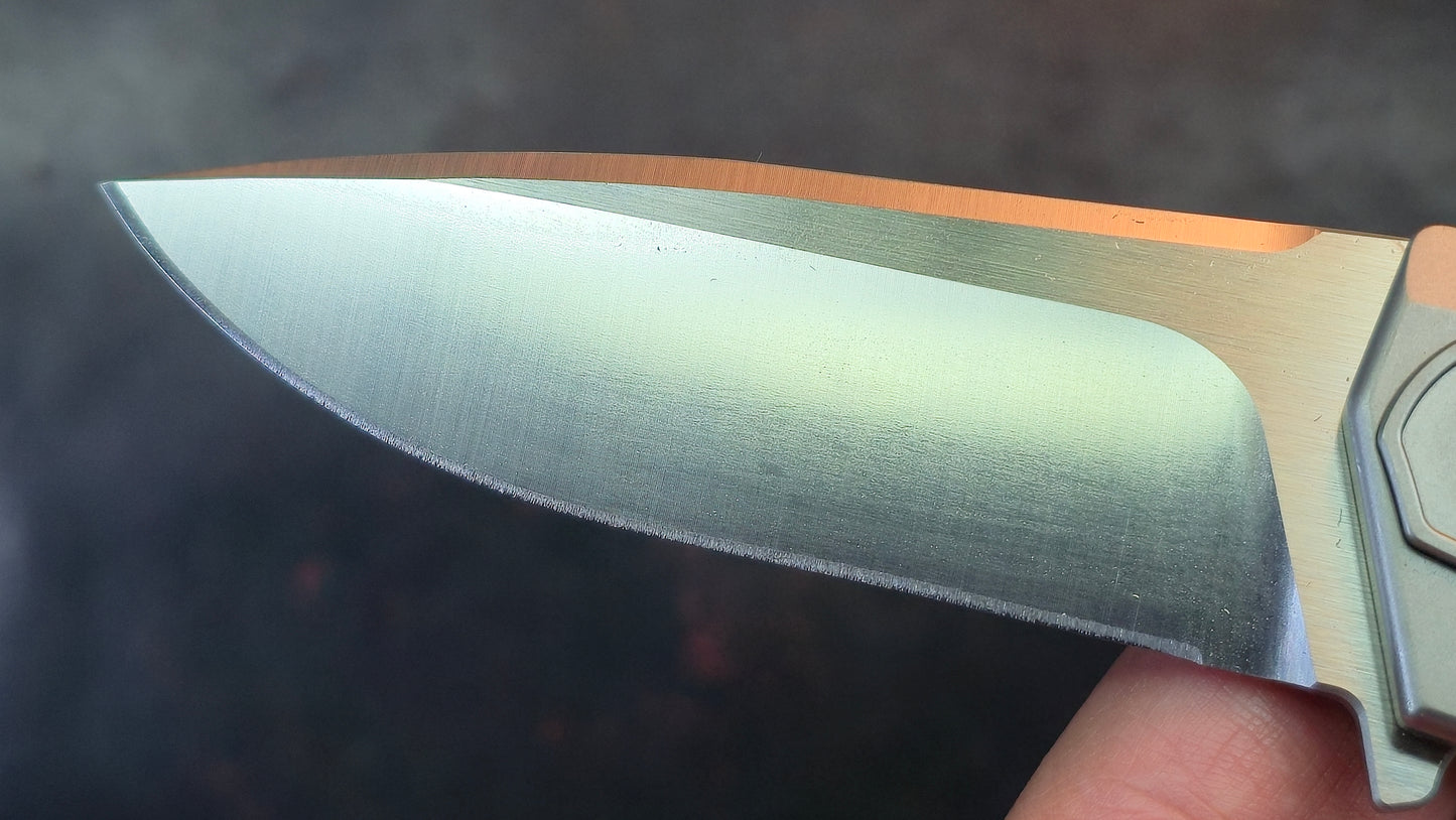 Yang Jiang Titanium/CF Handle 10Cr15Mov Blade