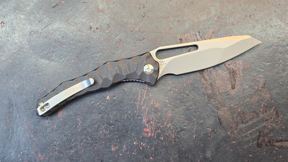 Civivi Spiny Dogfish Black G10 Handle 14C28N Reverse Tanto