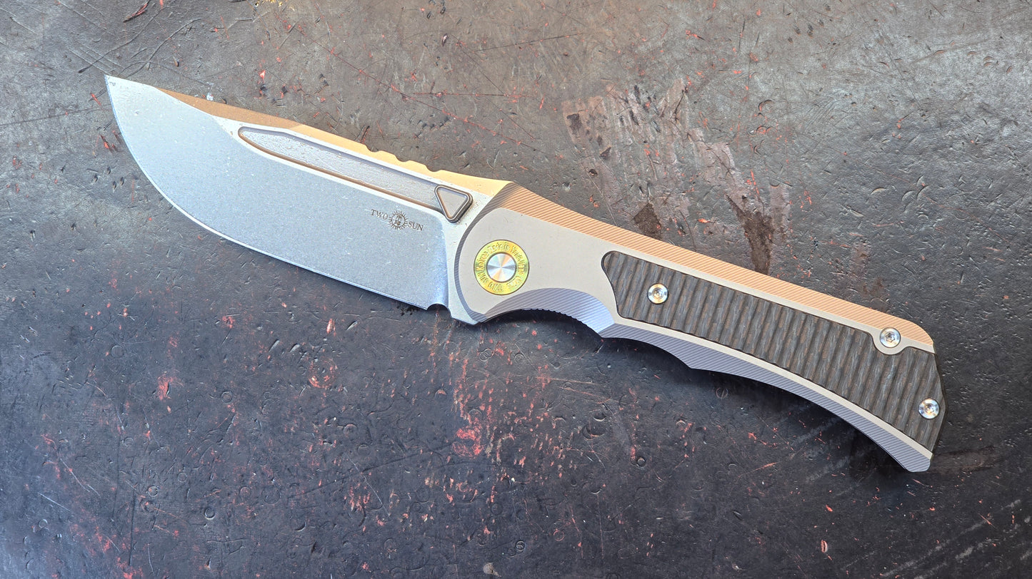 TWOSUN TS562 Titanium/CF Handle YJ01-V1 Blade