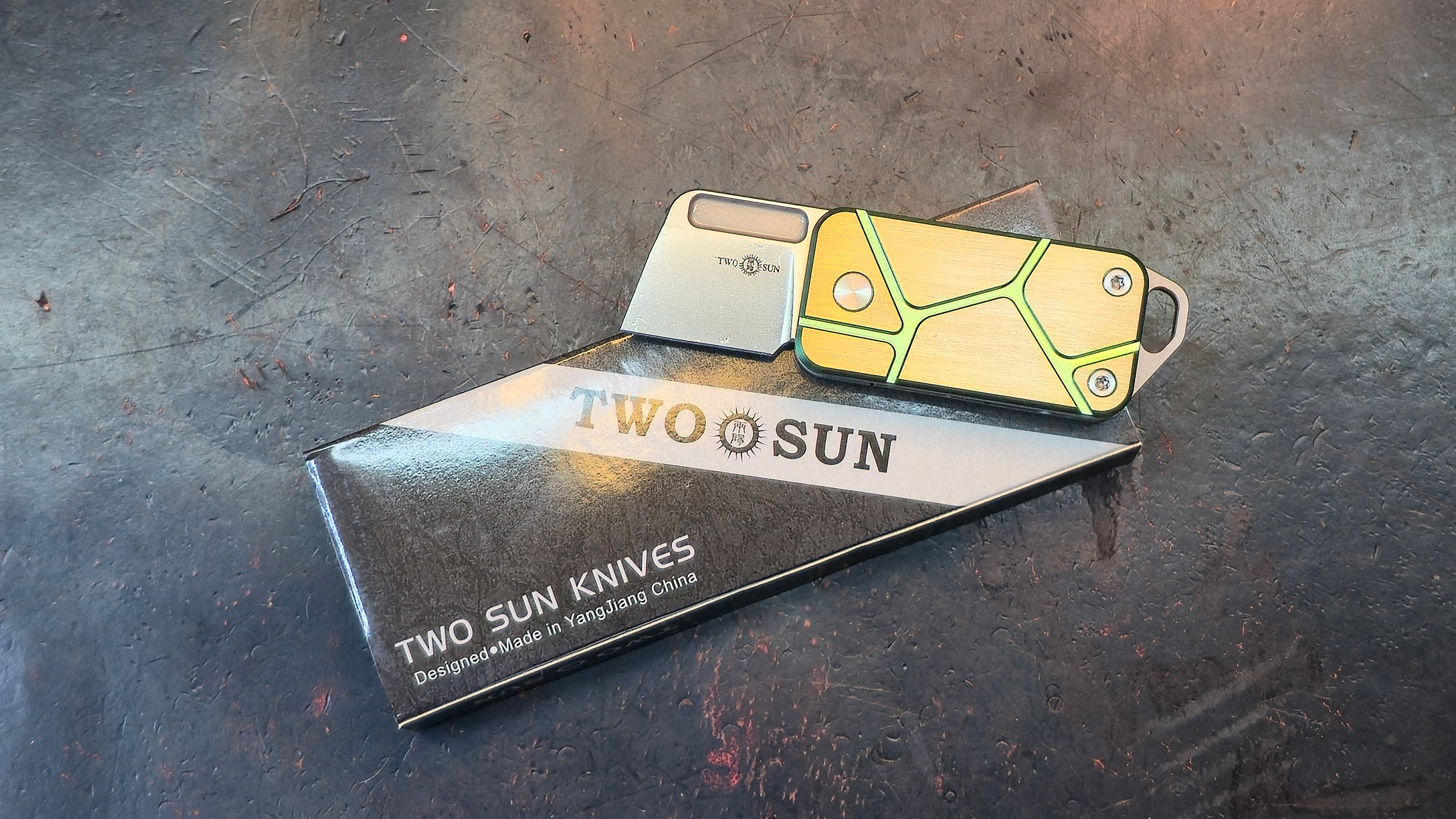 TWOSUN TS478 Gold / Gray / Black TITANIUM HANDLE M390 – TEK