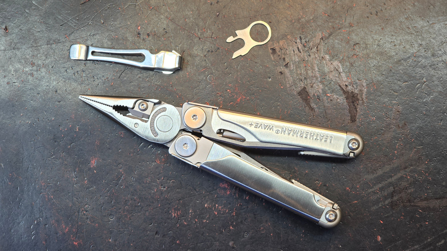Leatherman Wave Plus Multi-Tool & Pocket clip / ring attachment