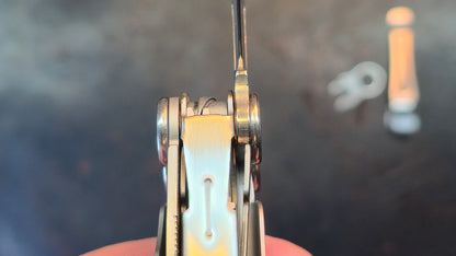 Leatherman Wave Plus Multi-Tool & Pocket clip / ring attachment