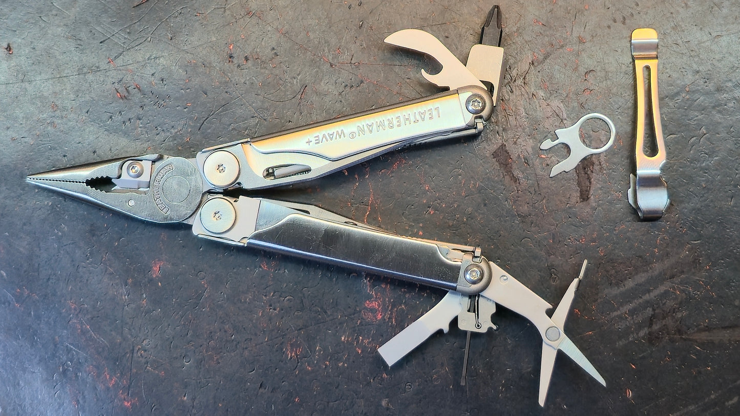 Leatherman Wave Plus Multi-Tool & Pocket clip / ring attachment