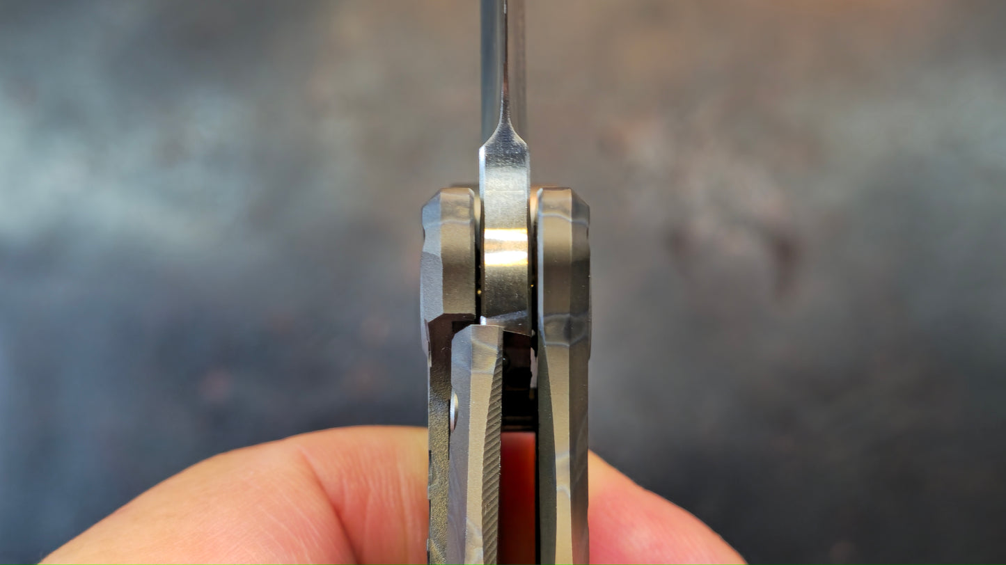 Kubey Hamster Flame & Black Titanium Handle 14C28N