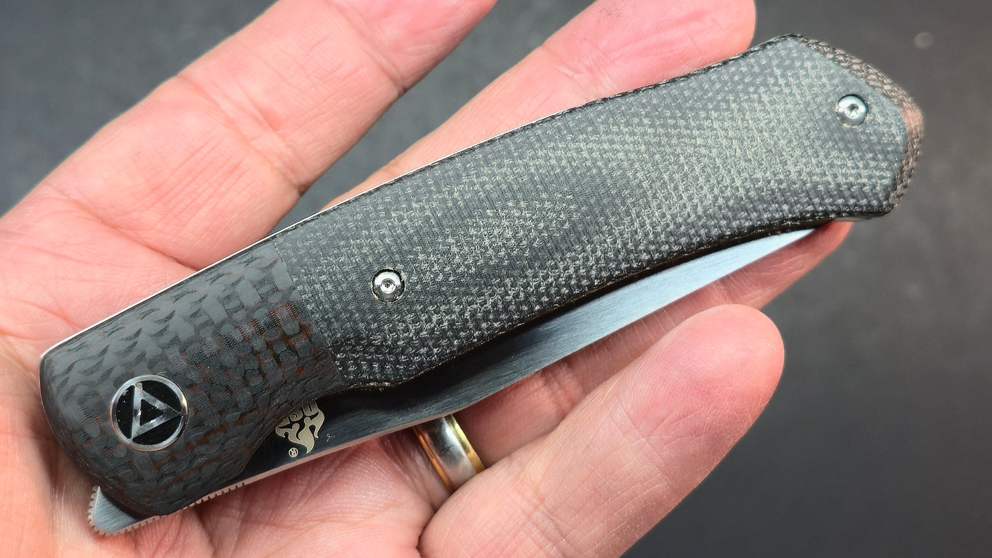 QSP Gannet Front Flipper Red / Black CF W/Micarta Handle 154CM (DISCOUNT IN CART)