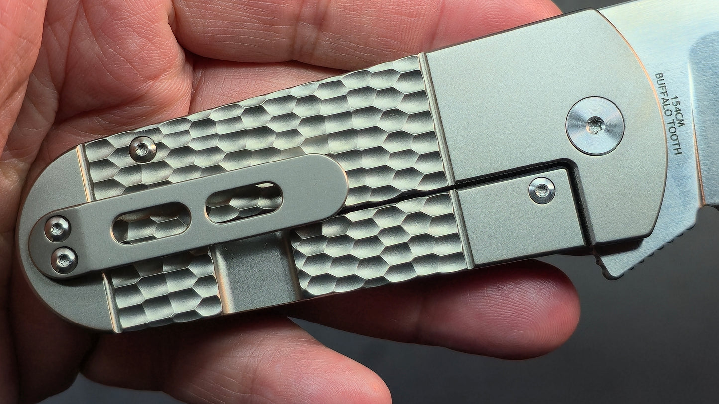 FINCH Buffalo Tooth Jigged Titanium 154CM