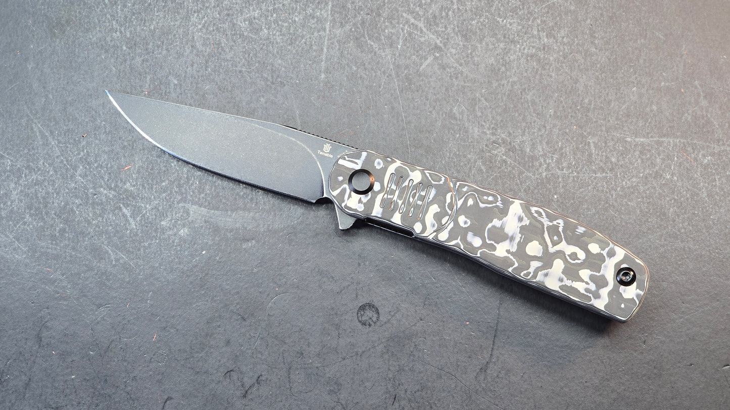 Tenable Einar Black/White Carbon Fiber Handle Nitro-V