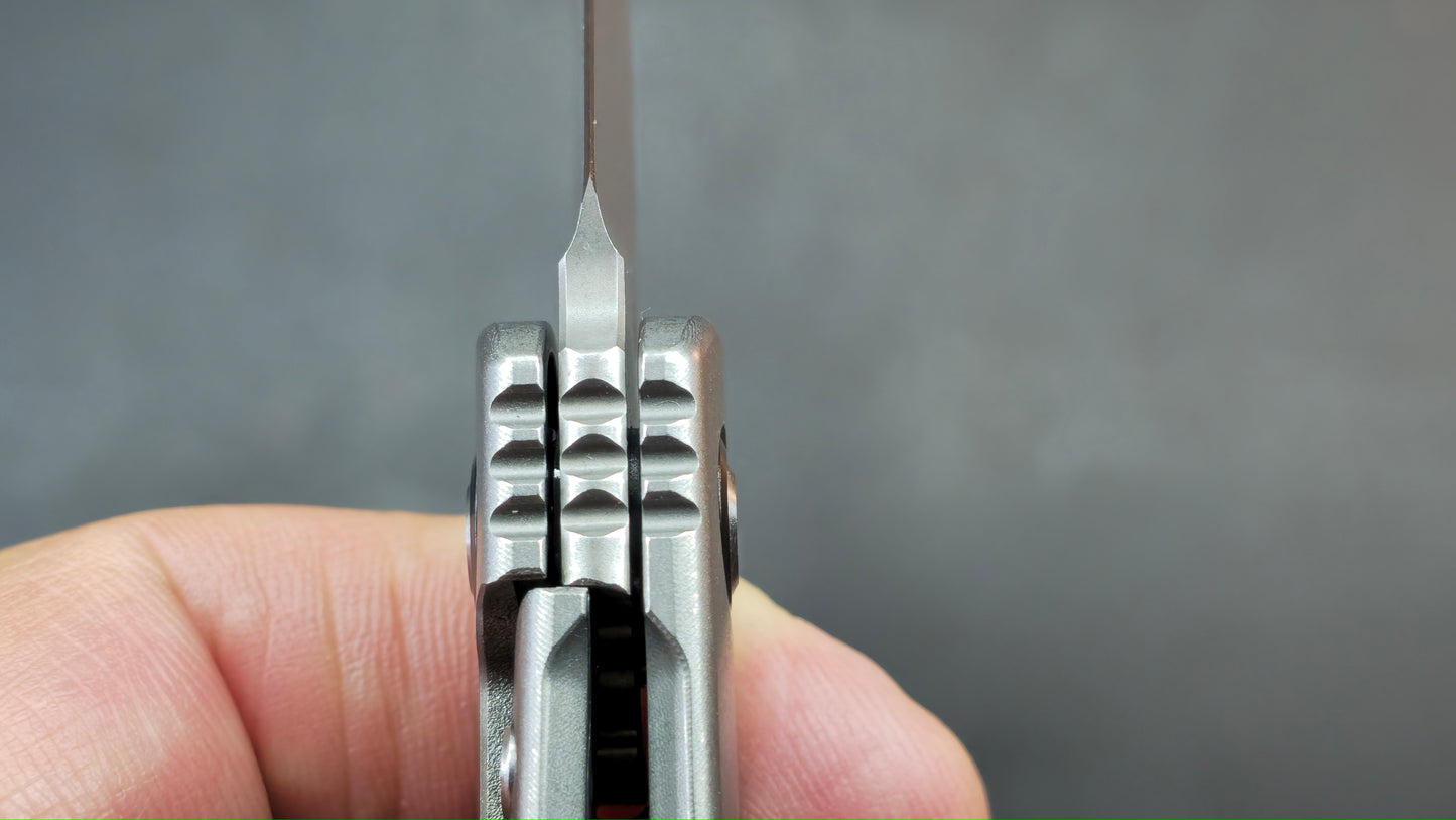 Kizer Feist 2 X Folding Knife Silver Titanium Handle M390 Hawkbill