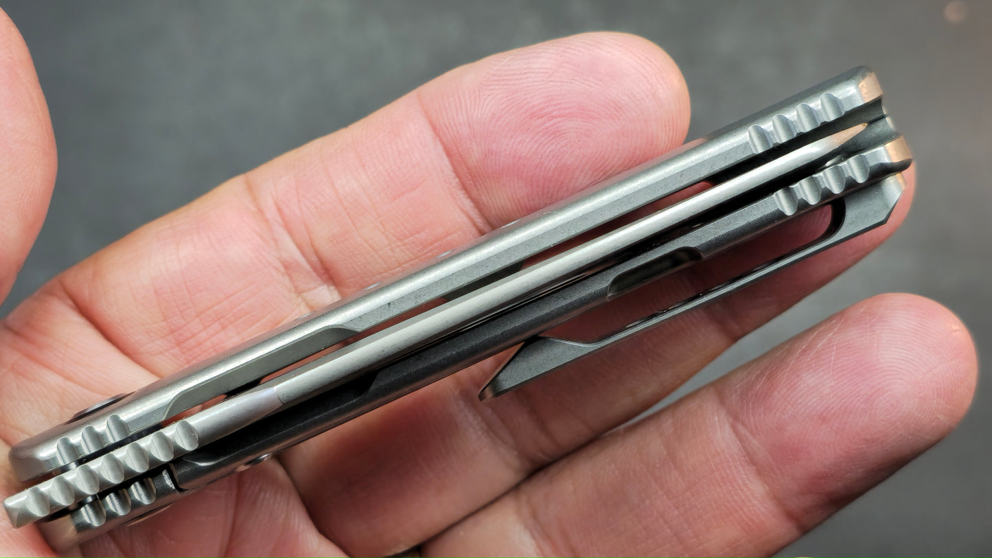 Kizer Feist 2 X Folding Knife Silver Titanium Handle M390 Hawkbill