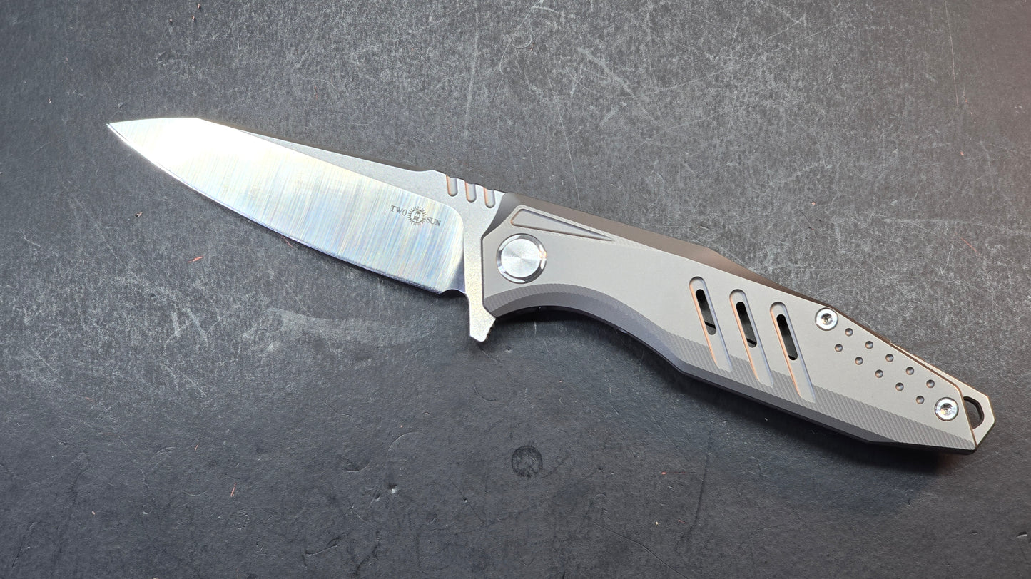 TWOSUN TS292 TITANIUM HANDLE 14C28N Blade
