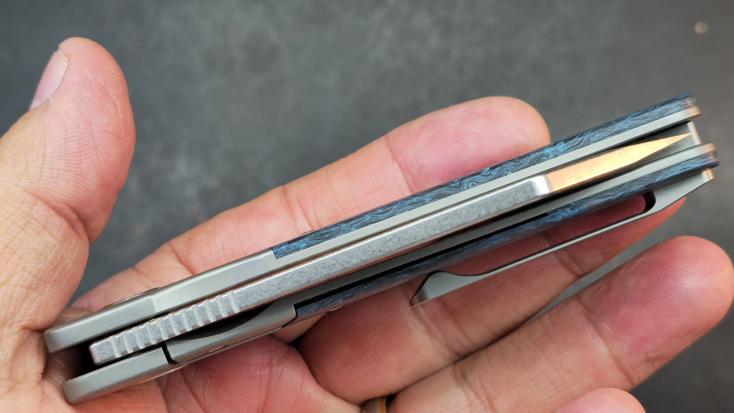 Finch Runtly XL Folding Knife Blue Swirl Carbon Fiber Handle M390