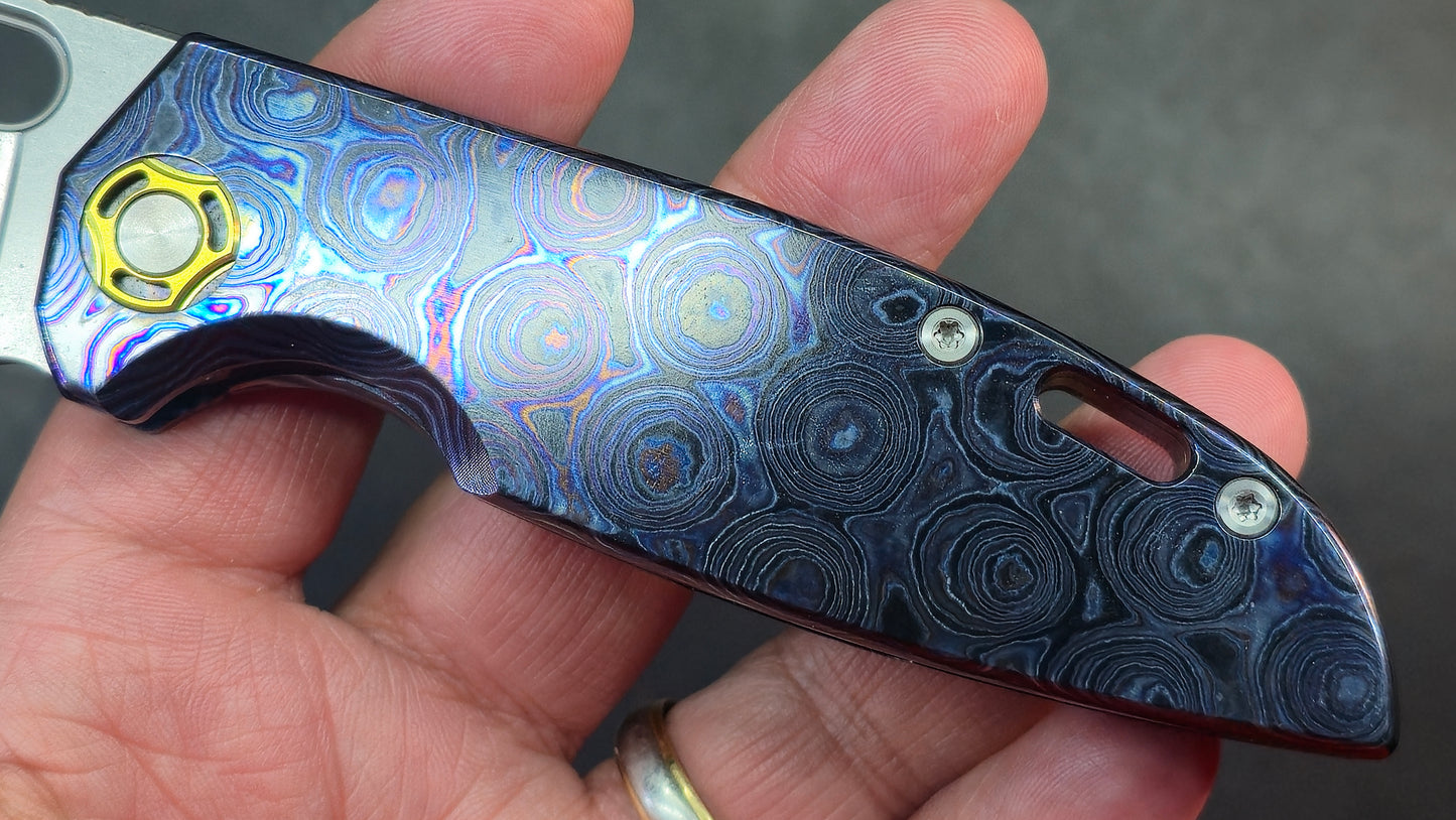 Twosun TS450 Titanium/Zircuti Zirconium Handle M390