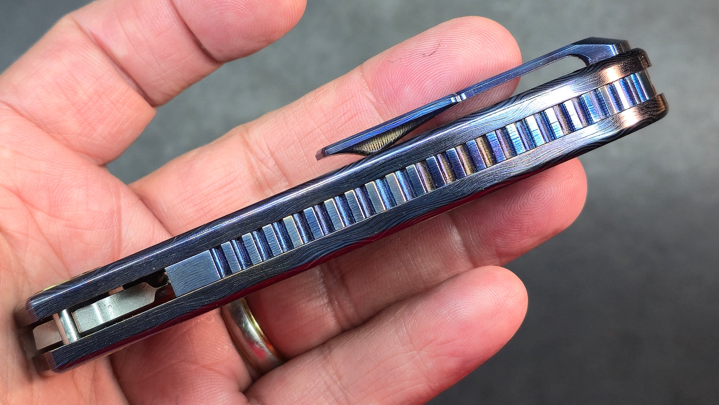 Twosun TS450 Titanium/Zircuti Zirconium Handle M390