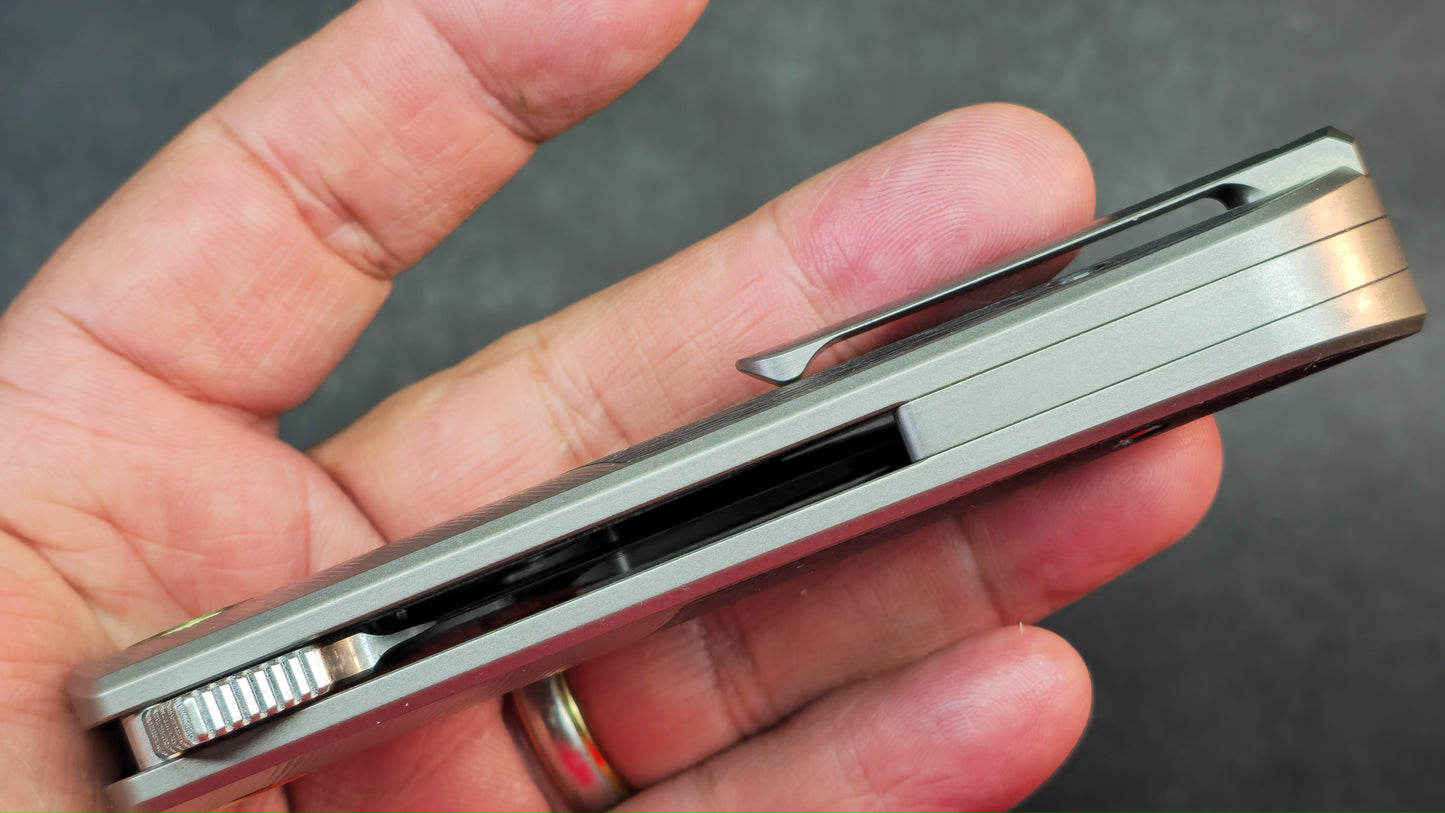 TwoSun TS584 Titanium/Carbon Fiber Handle 14C28N Plain Edge