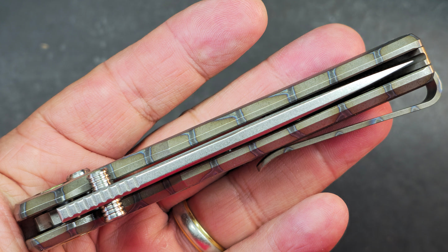 TwoSun TS588 Button Lock Fire/Gray Titanium Handle K110