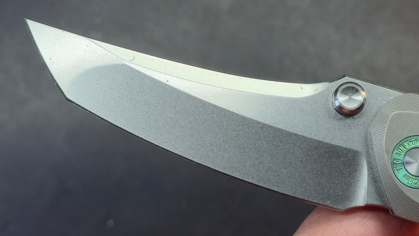 TwoSun TS499 Gray/Black Titanium/Carbon Fiber Handle YJ01-V1