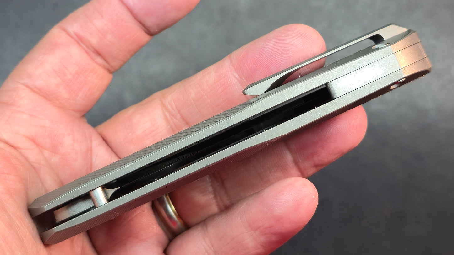 TwoSun TS499 Gray/Black Titanium/Carbon Fiber Handle YJ01-V1