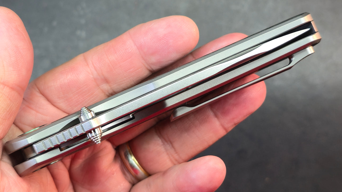 TWO SUN TS568 Titanium/Carbon 14C28N Blade