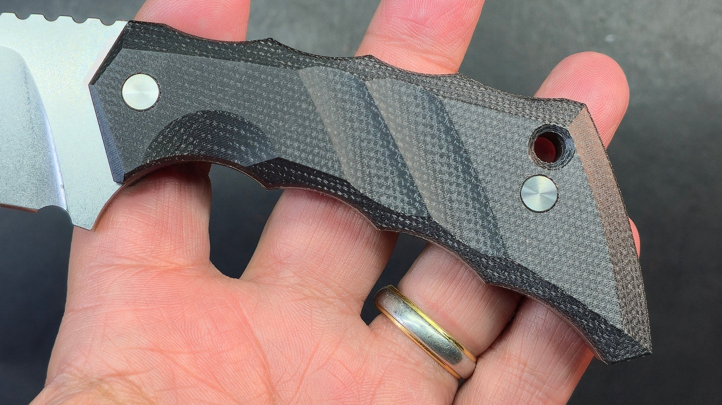 TwoSun TS618 Fixed Blade Knife Black Micarta Handle D2