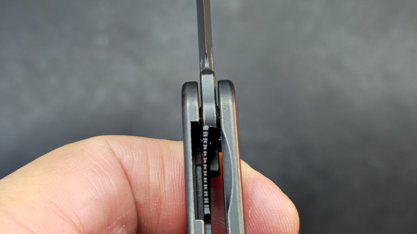 BESTECH INK BT2502D Black Titanium Handle 3.13'' MagnaCut Blade