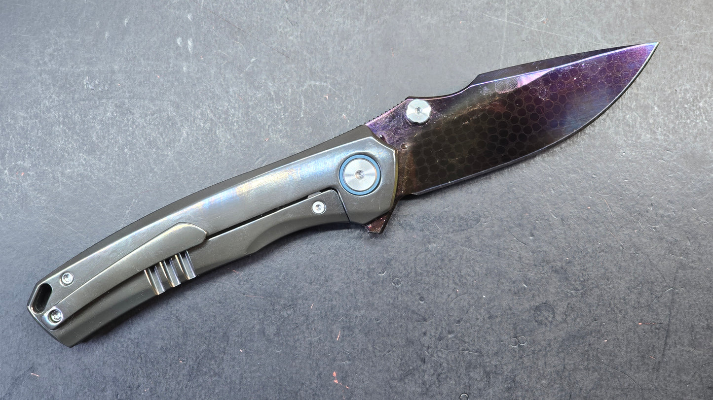 SixLeaf SL-93 7/10 Zirconium Handle, Dragon Scale Damascus Blade