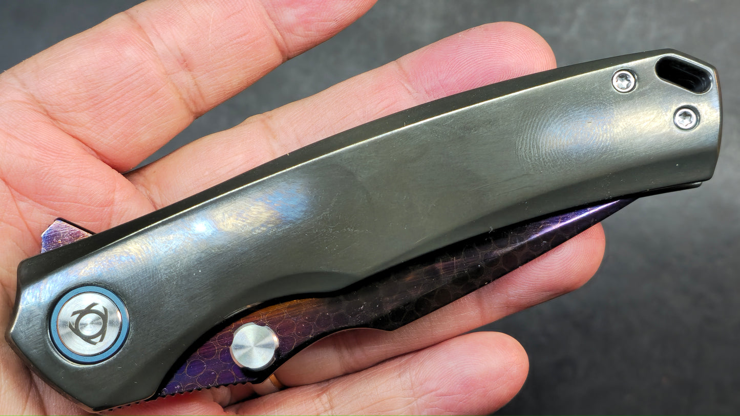 SixLeaf SL-93 7/10 Zirconium Handle, Dragon Scale Damascus Blade