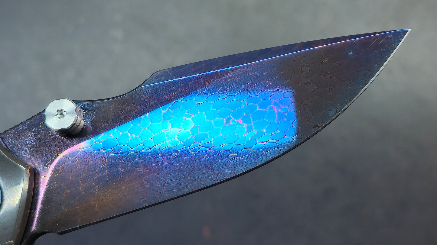 SixLeaf SL-93 7/10 Zirconium Handle, Dragon Scale Damascus Blade