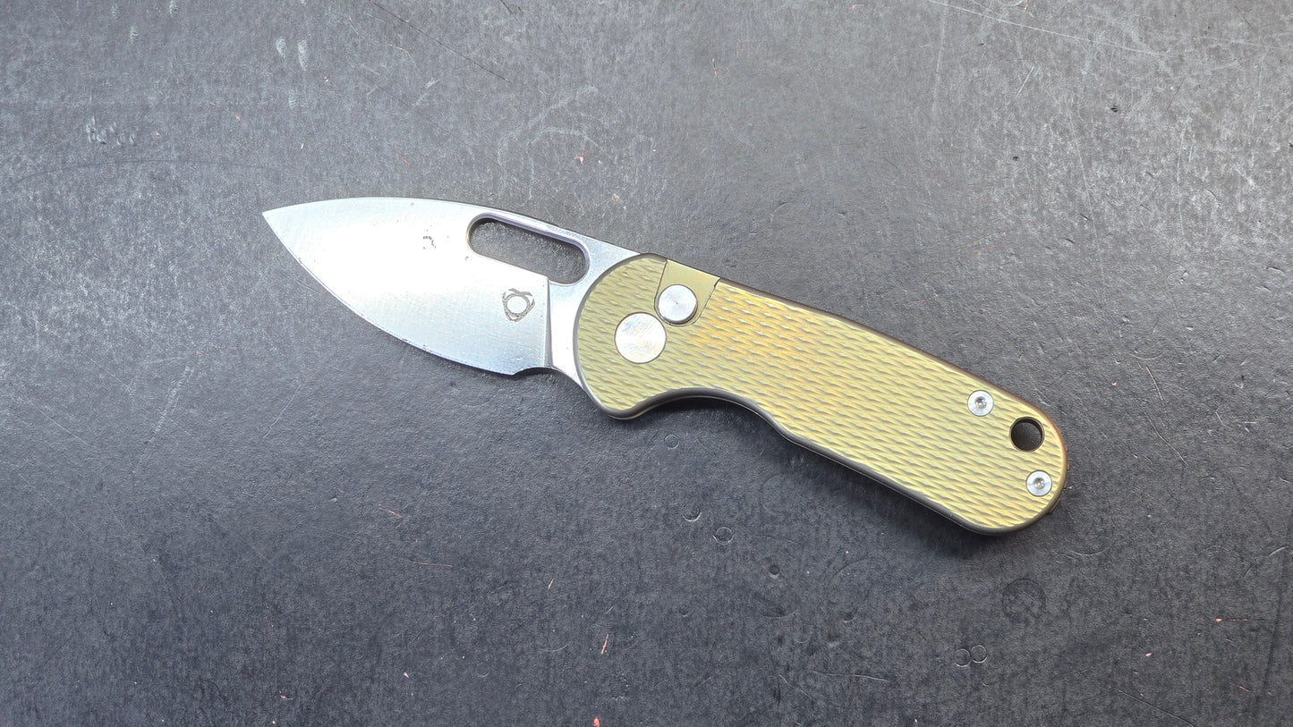 SixLeaf SL-92 Button Lock Purple/Yellow/Black Titanium 14C28N