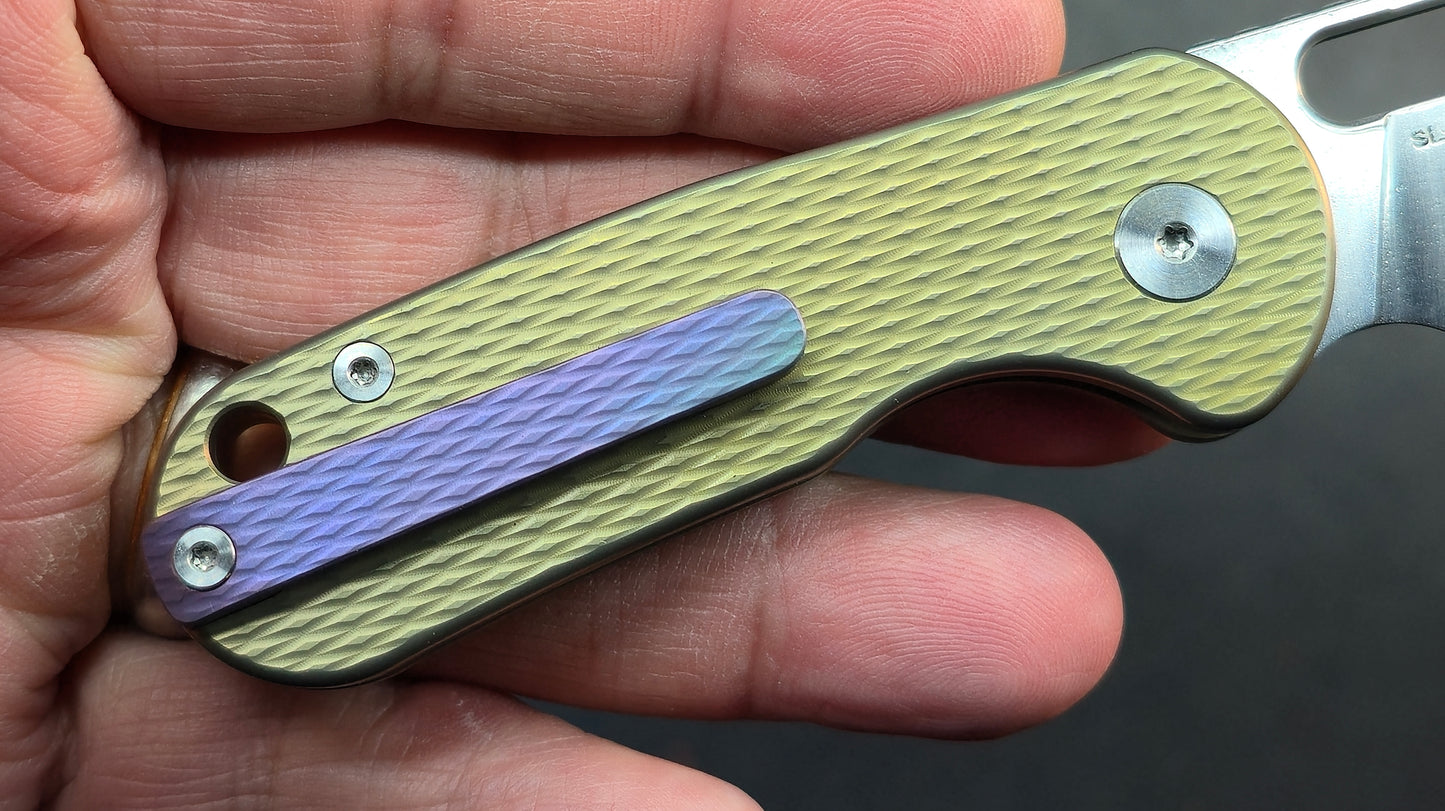 SixLeaf SL-92 Button Lock Purple/Yellow/Black Titanium 14C28N