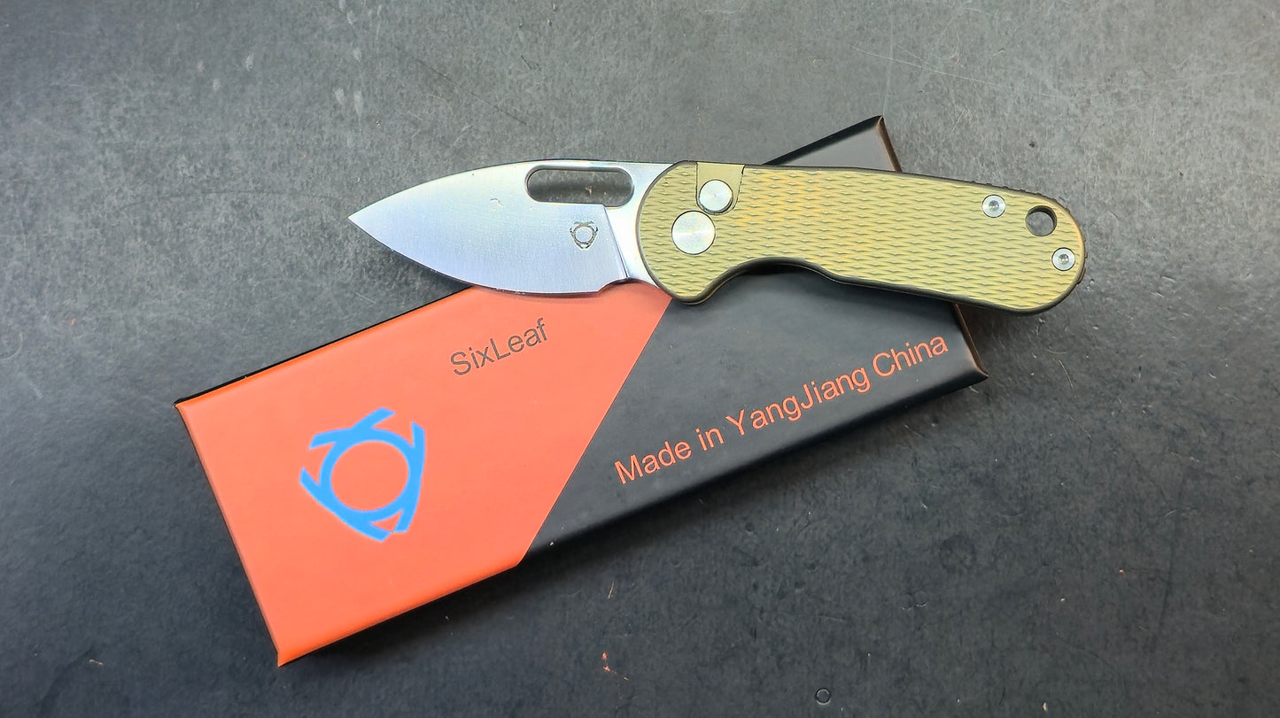 SixLeaf SL-92 Button Lock Purple/Yellow/Black Titanium 14C28N